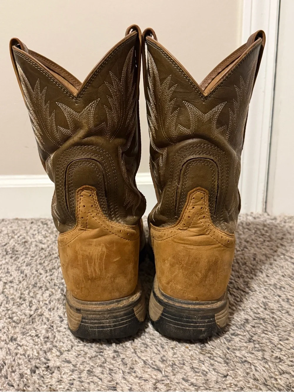 Used Ariat work boots size 12